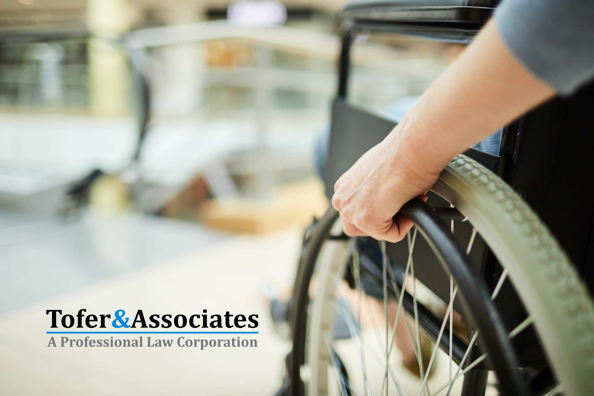 A man affected by a temporary disability after having a car accident in California